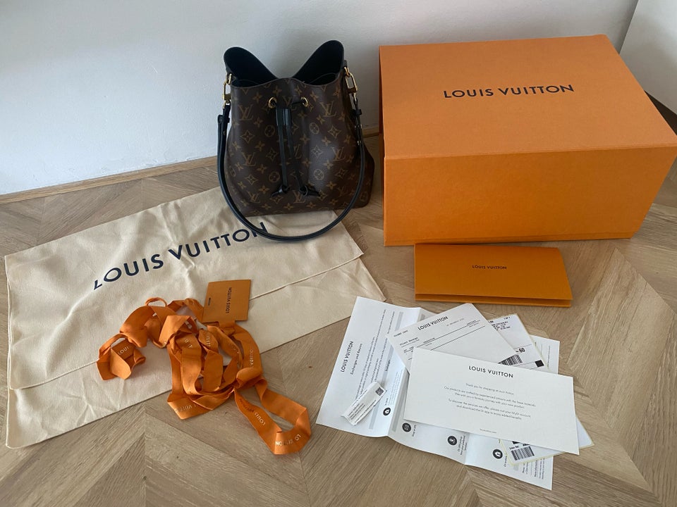 Anden taske, Louis Vuitton