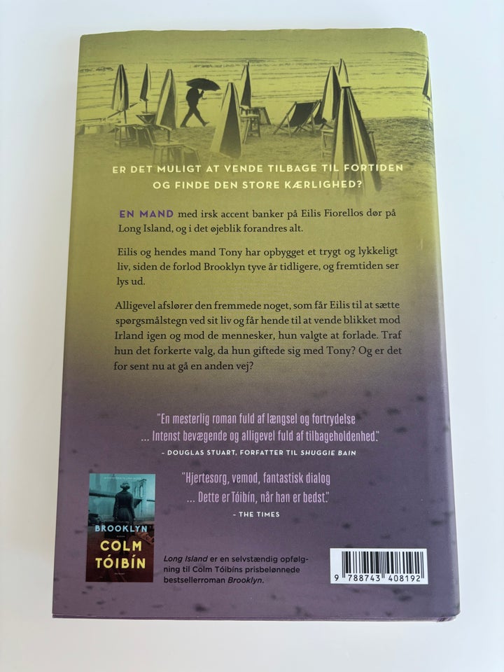 Long Island, Colm Toibin, genre: