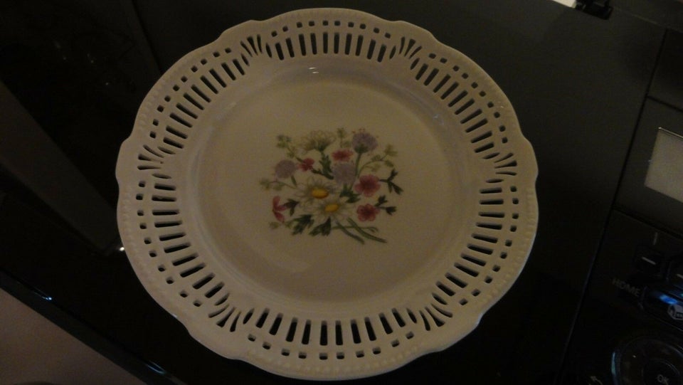 Porcelæn tallerken