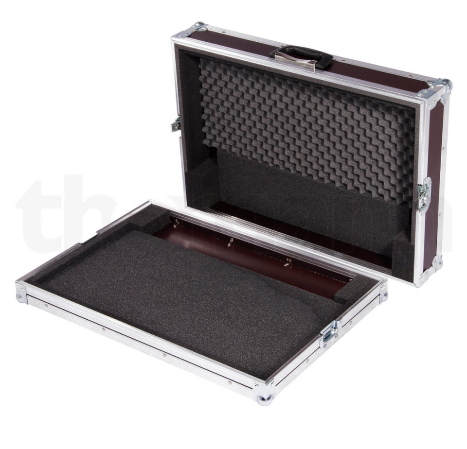 Flightcase, Thon Helix