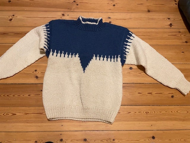 Sweater, Hjemmestrikket, str. 40