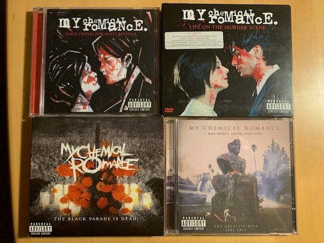 My Chemical Romance : 4 x albums,