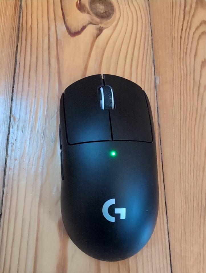 Mus Logitech X superlight