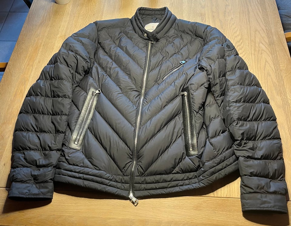 Jakke, str. M, Moncler