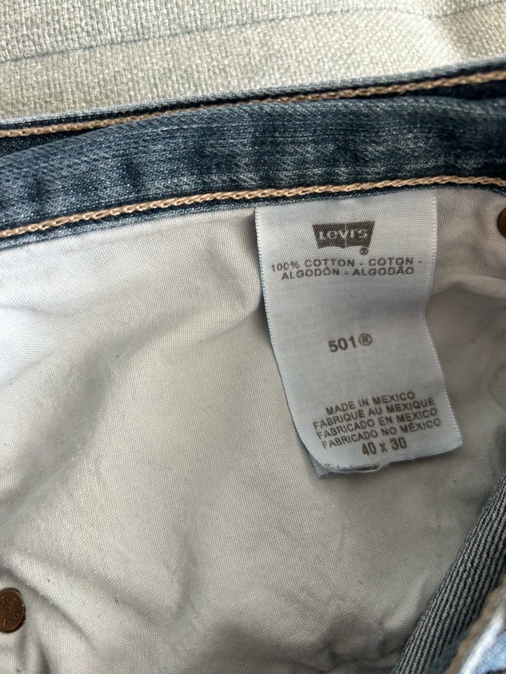 Jeans, Levis 501, str. 46