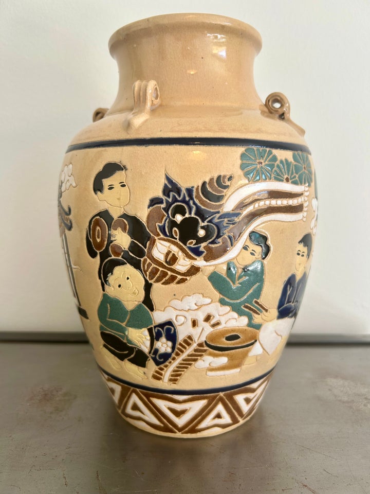 Vietnamesisk vase lig Ben Hoas - 27