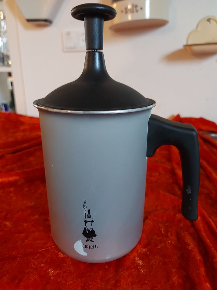 Mælkeskummer, Bialetti