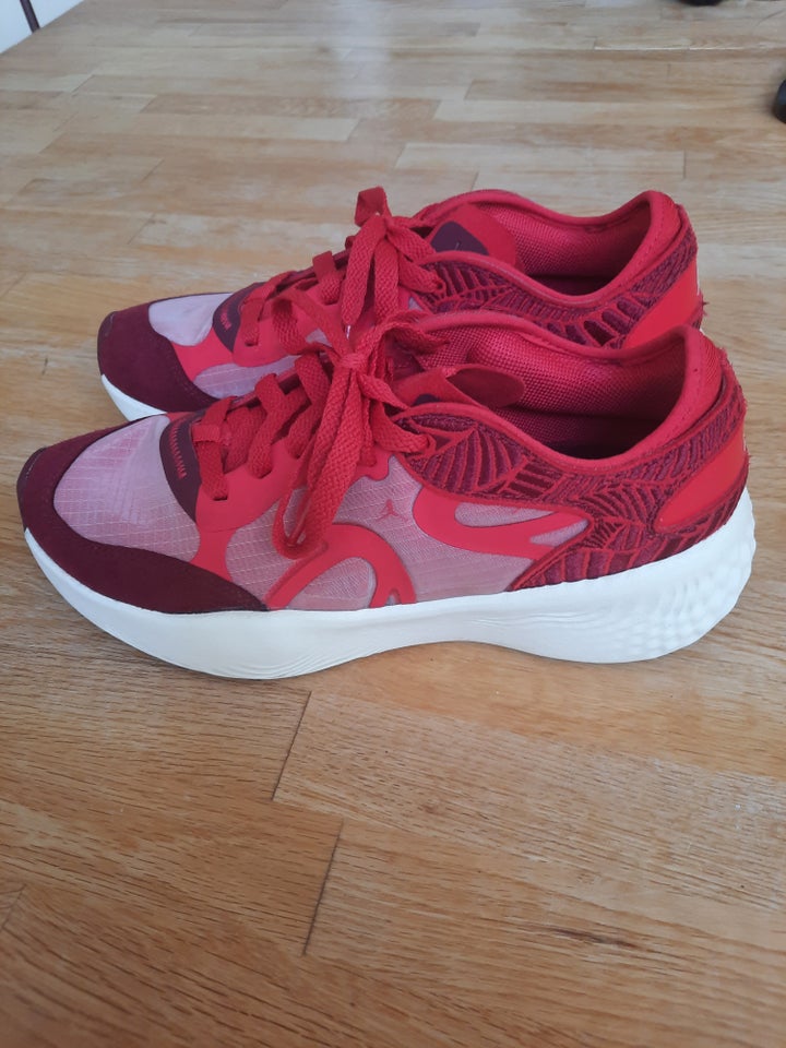 Sneakers, str. 39, Nike