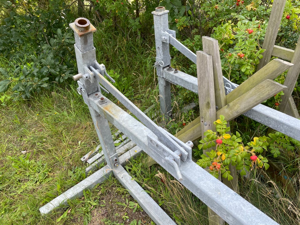 Motorbåds stativ, passer bl...