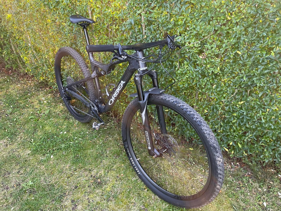 Orbea Oiz M10, full suspension,