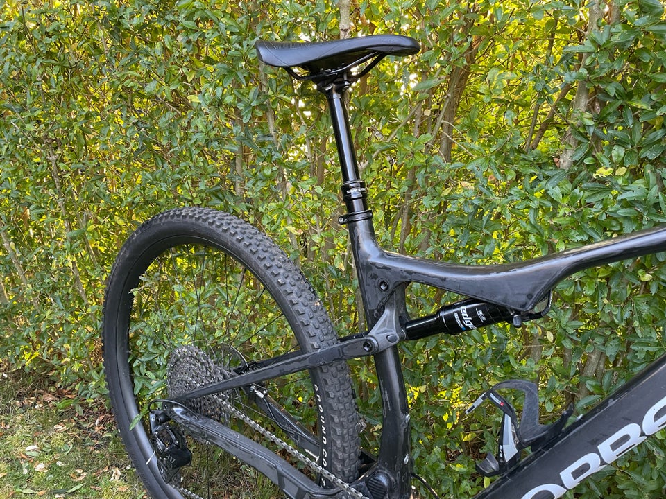 Orbea Oiz M10, full suspension,