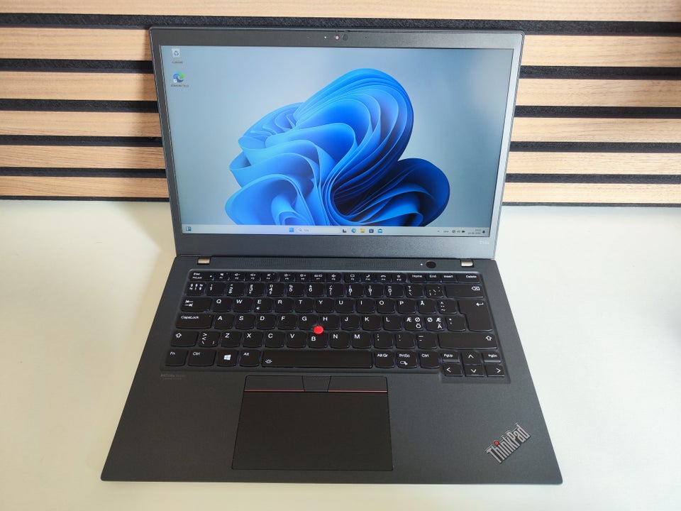 Lenovo ThinkPad T14s Gen2 +