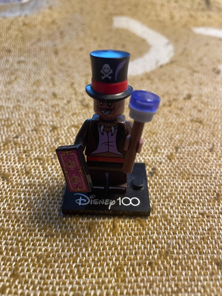 Lego Minifigures, 71038