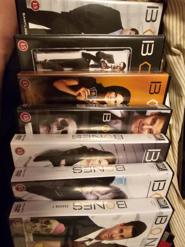 Bones sæson 1 til 7, DVD, TV-serier