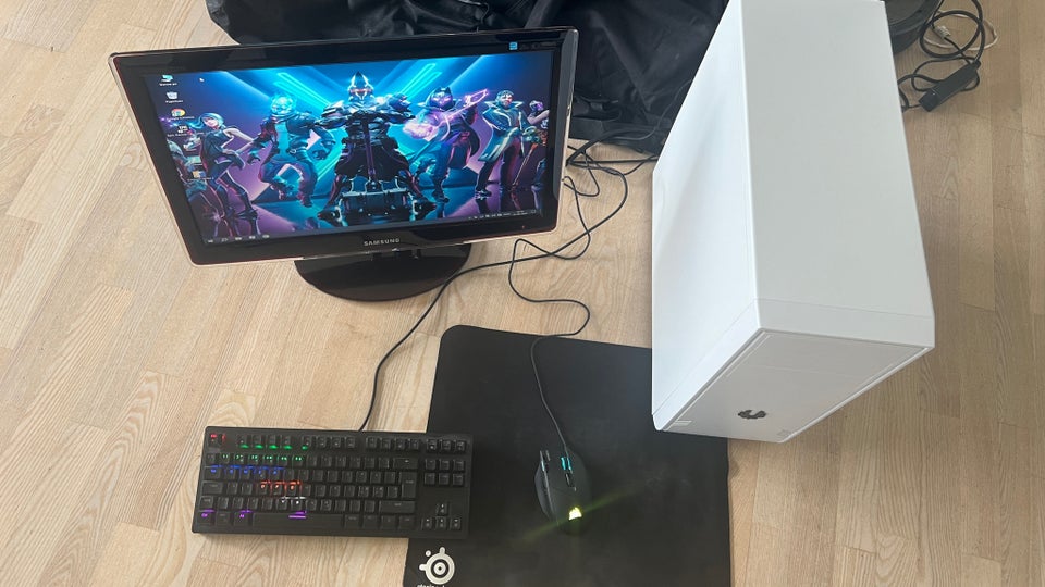 Intel Gamer PC Setup CS Roblox