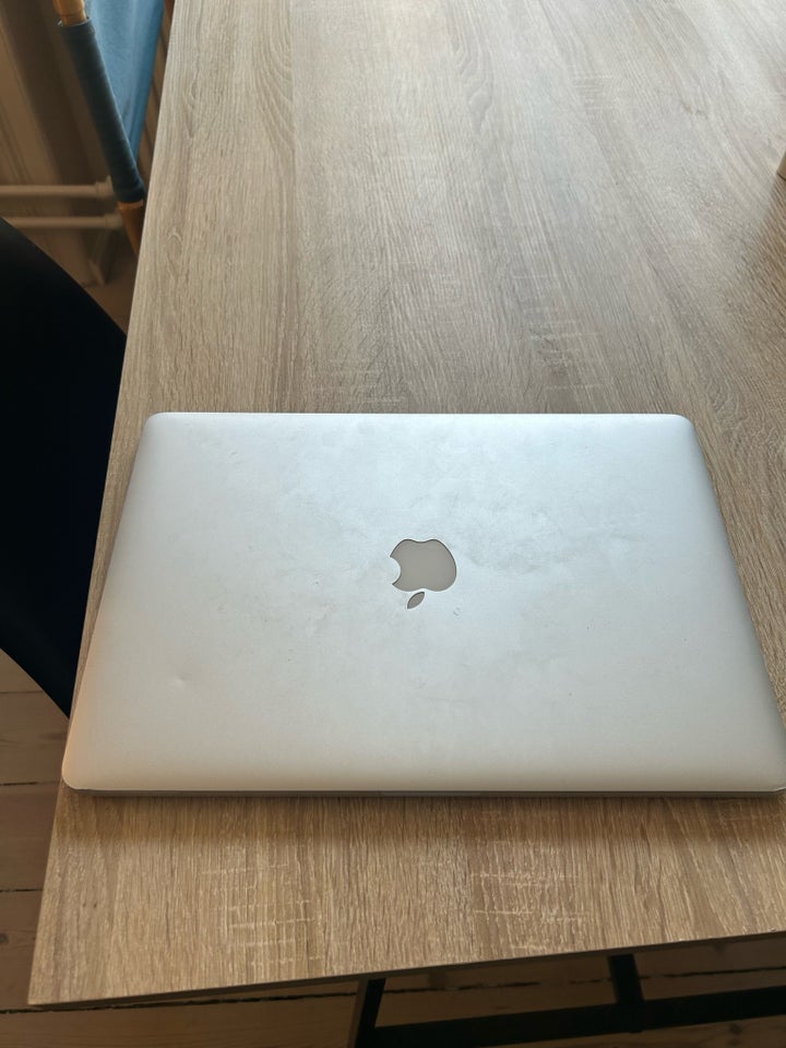 MacBook Pro 2014 medio  27 GHz