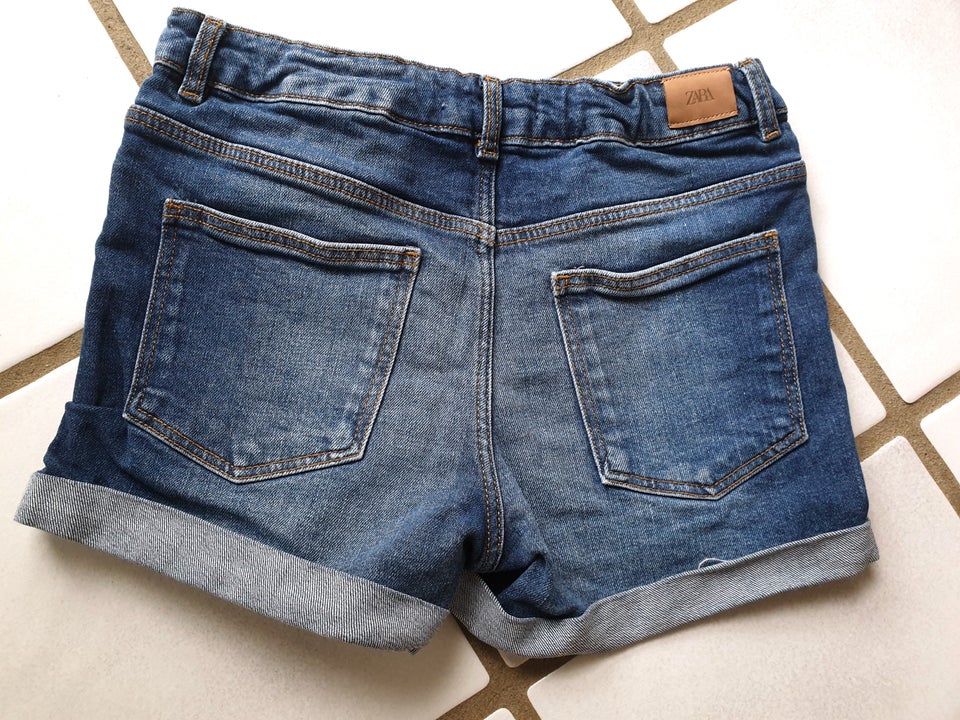 Shorts, 152, Zara