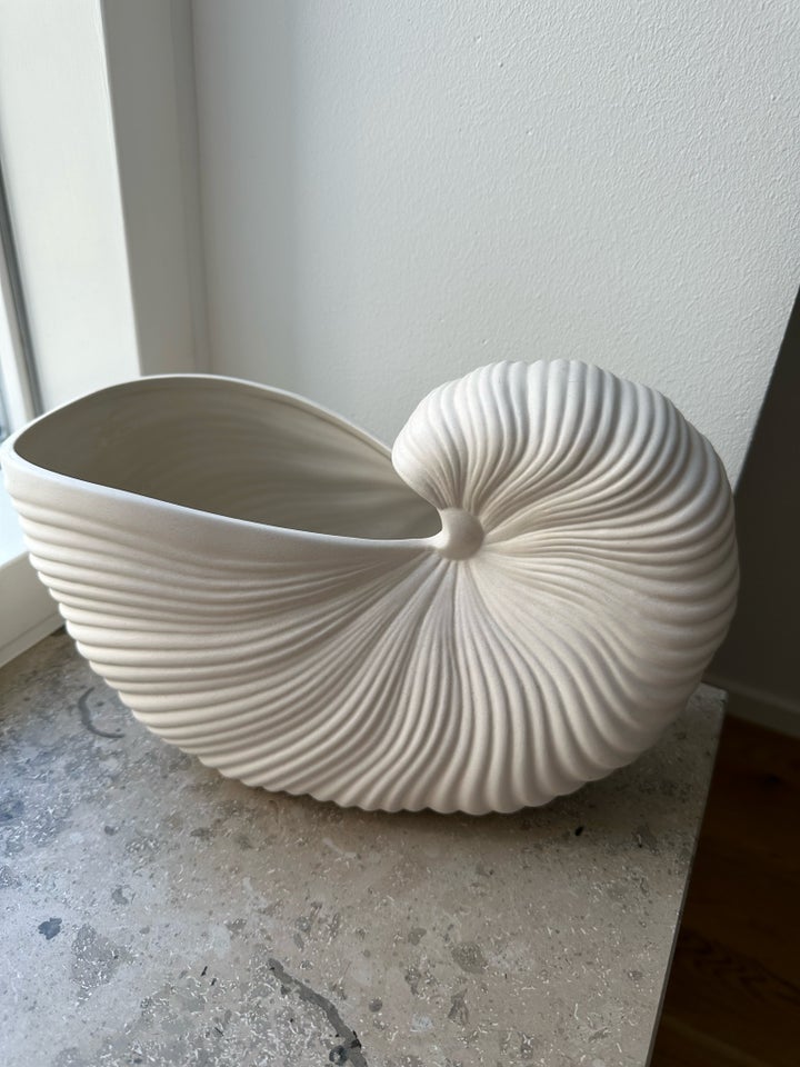 Vase Ferm Living konkylievase