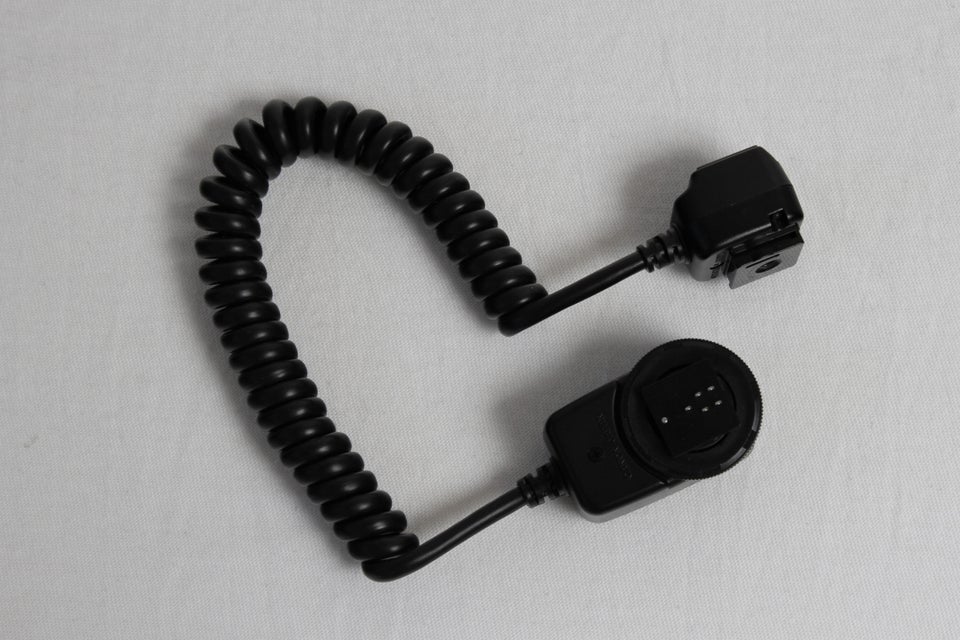 Canon Off-camera Shoe Cord 2. ,