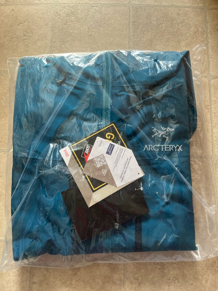 Windbreaker ARCTERYX ALPHA SV