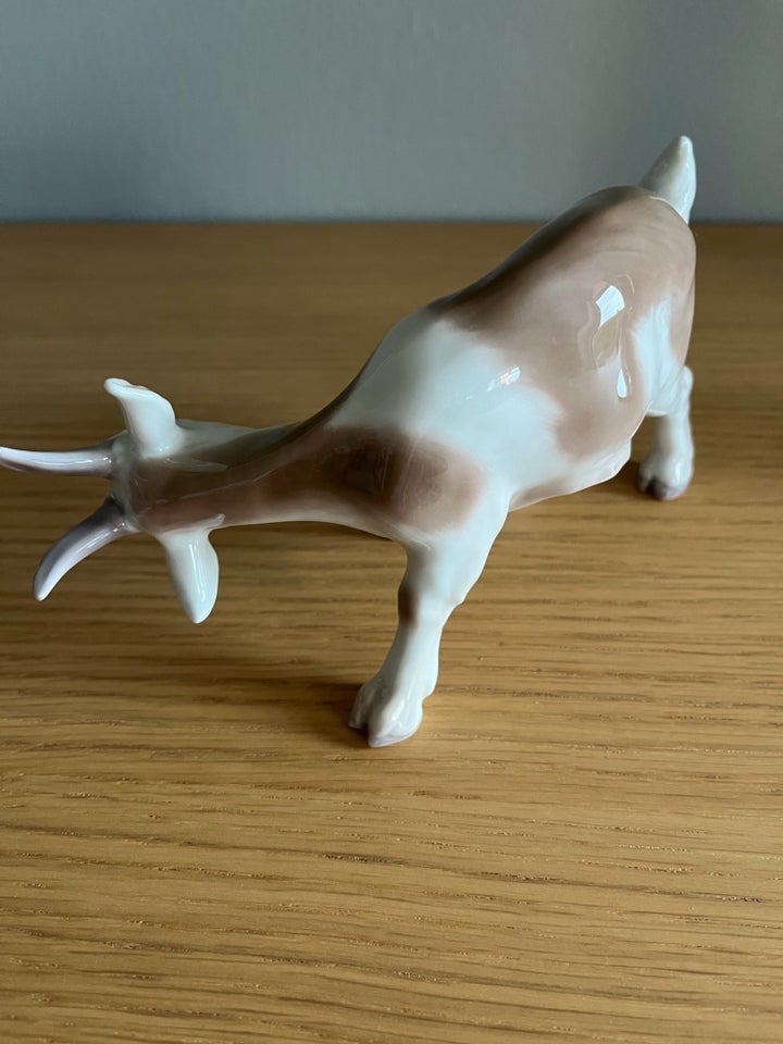 Porcelænsfigur , BG