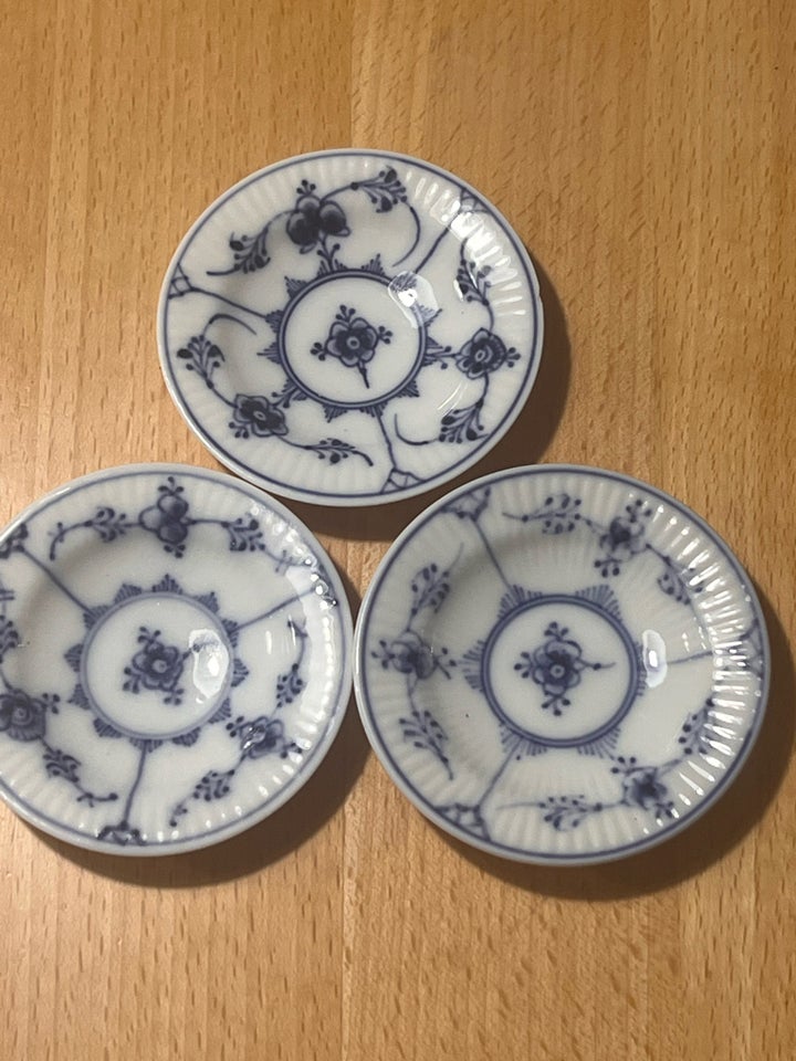 Porcelæn, Smørasiet, Riflet