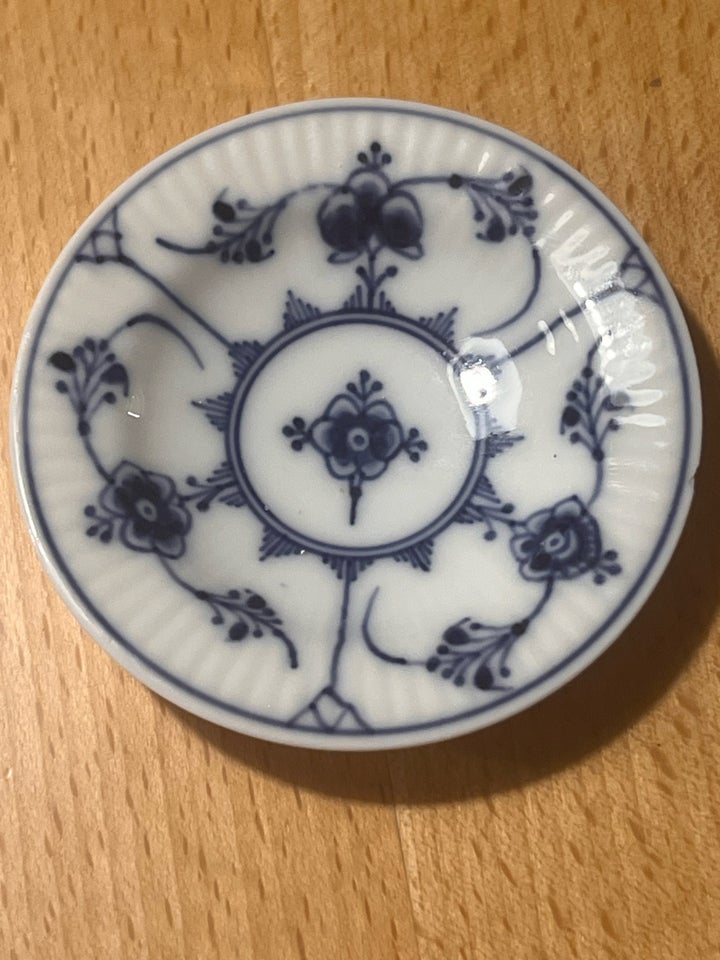 Porcelæn, Smørasiet, Riflet