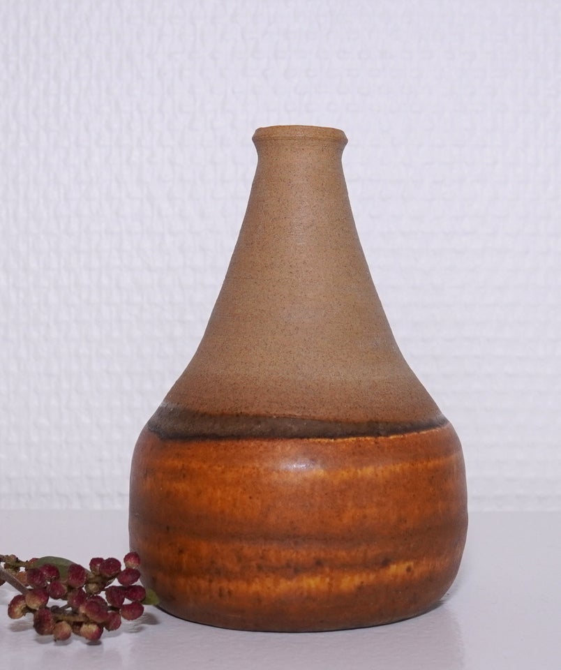 Vintage keramik vase i varme