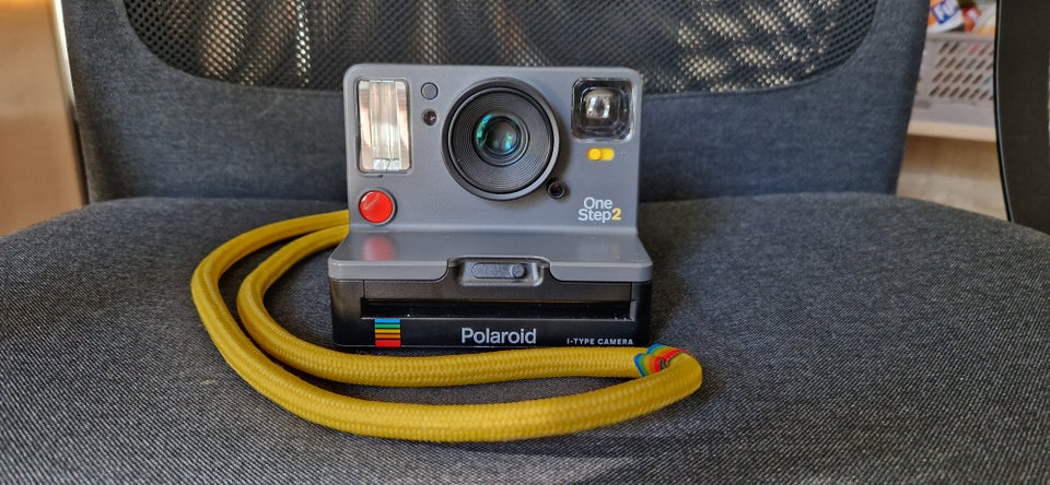 Polaroid Onestep 2 God