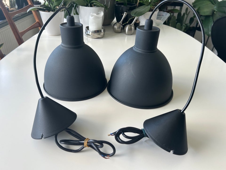 Anden loftslampe, lampe pendel