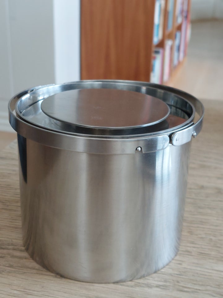 Isspand Stelton