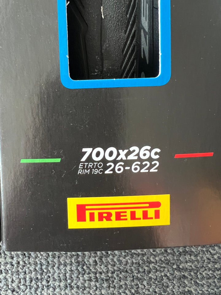 Dæk, Pirelli 700x26