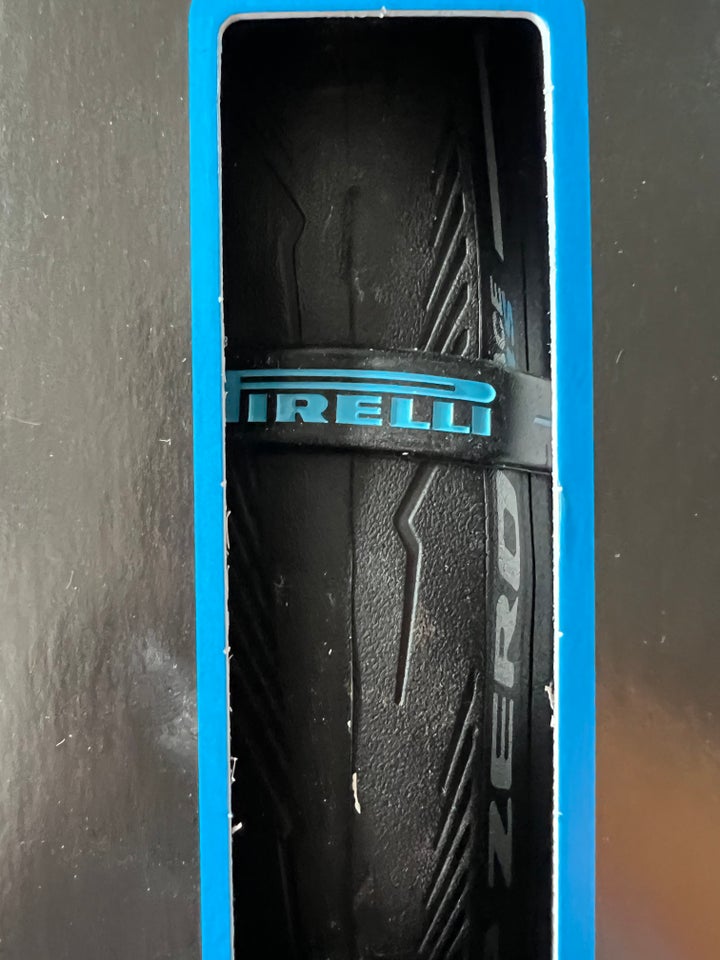 Dæk, Pirelli 700x26