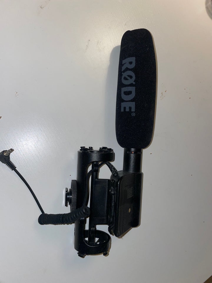 Røde Mikrofon, Røde, God