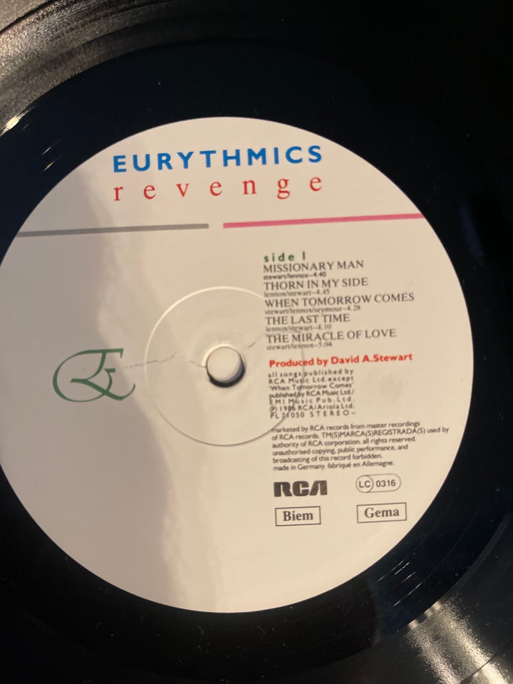 LP, Eurythmics, Revenge