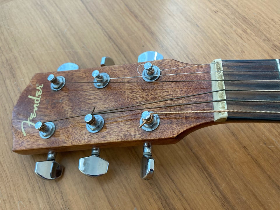 Western, Fender CD-60 NA