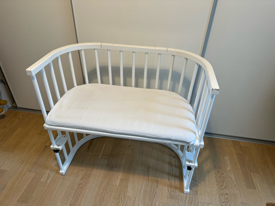 Babyseng, Babybay Bedside crib, b: