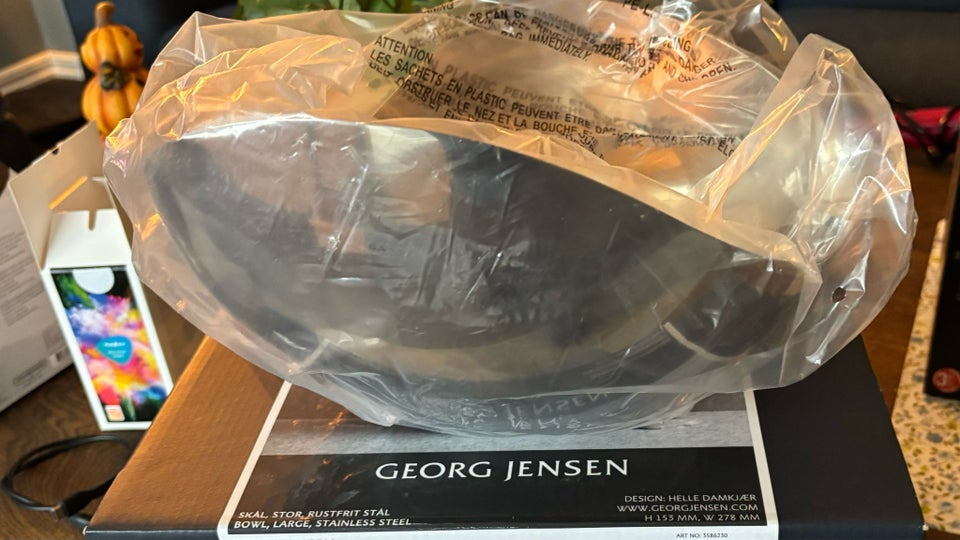 Georg Jensen skål, Georg Jensen