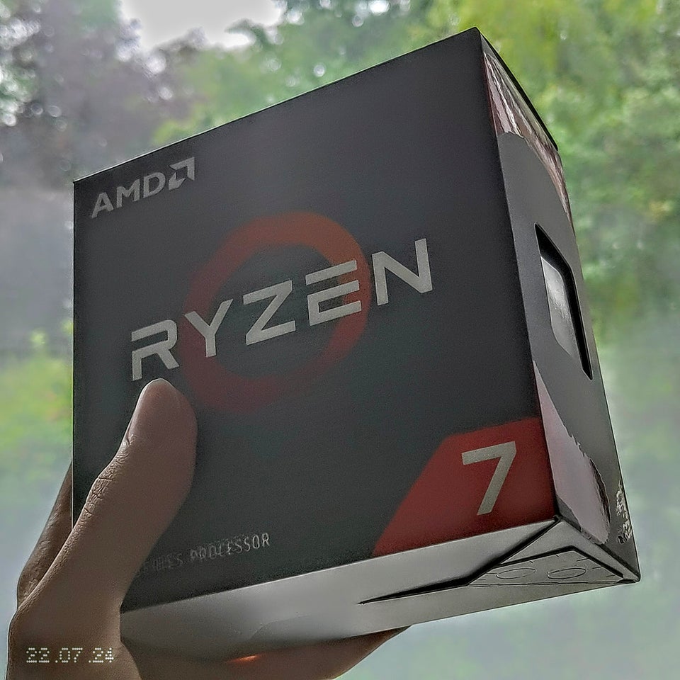 AM4 AMD Ryzen 7 2700x