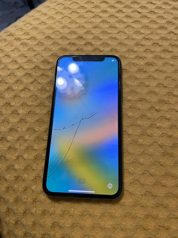 iPhone X, 64 GB, sort