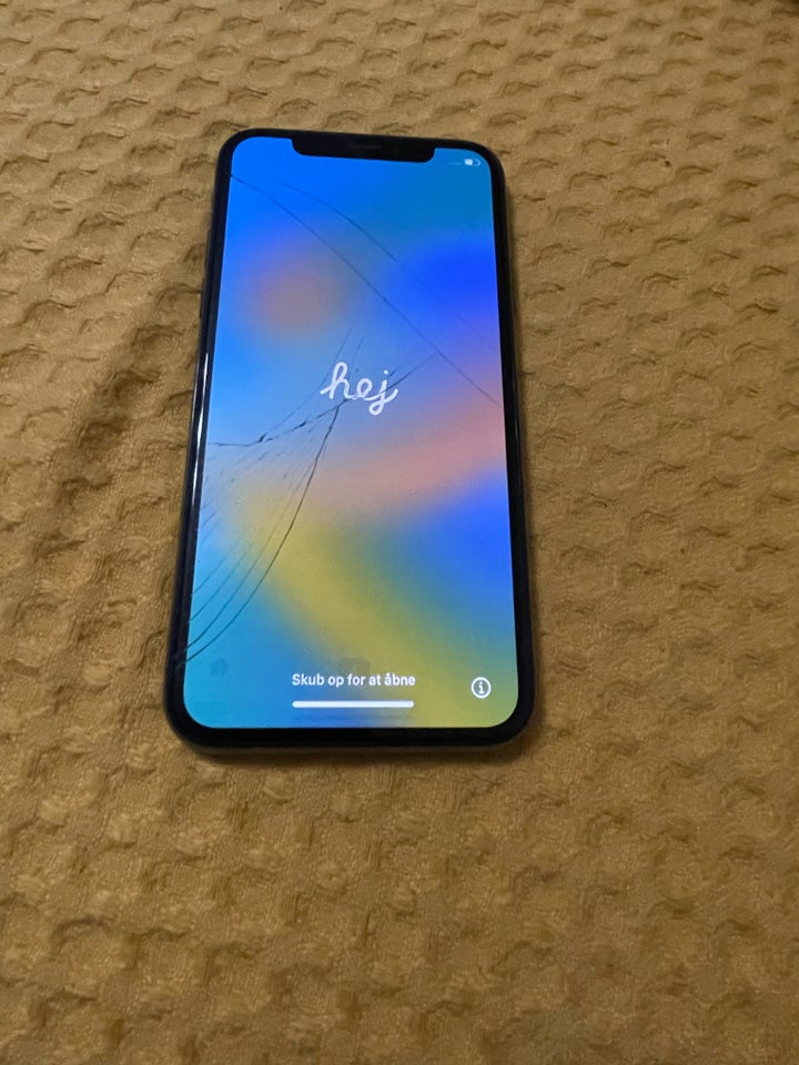 iPhone X, 64 GB, sort