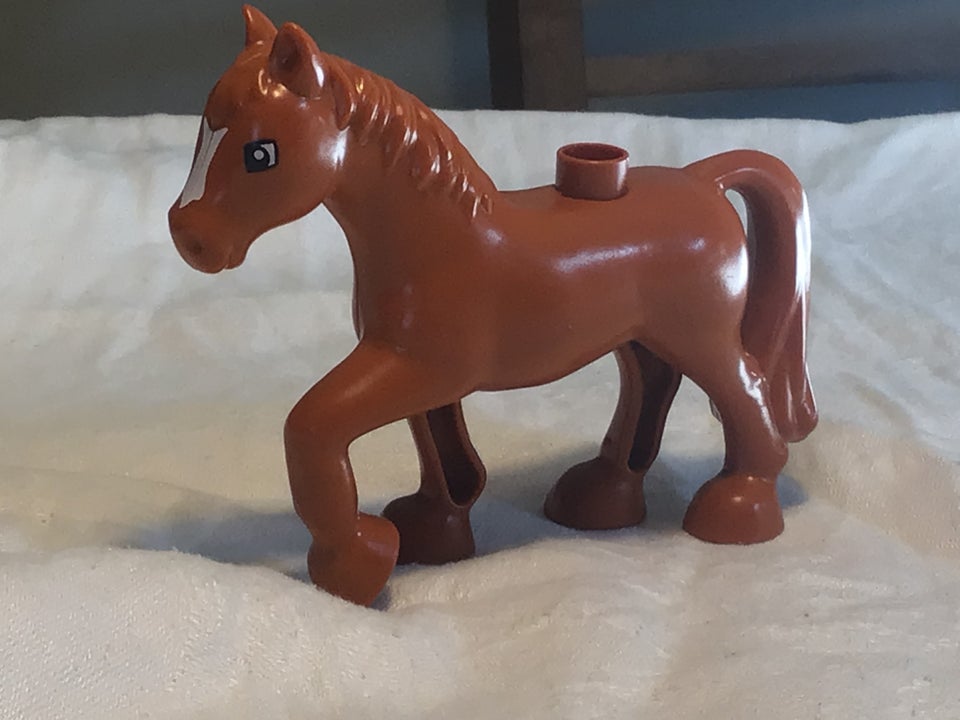 Lego Duplo Mørk orange hest med