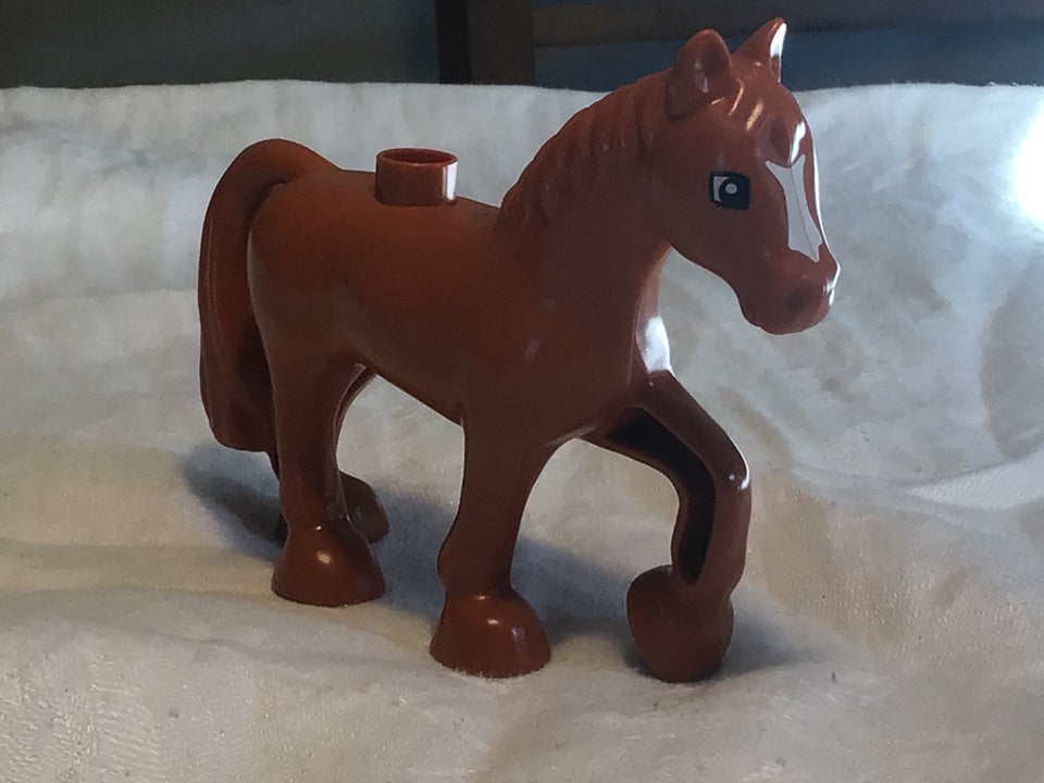 Lego Duplo Mørk orange hest med