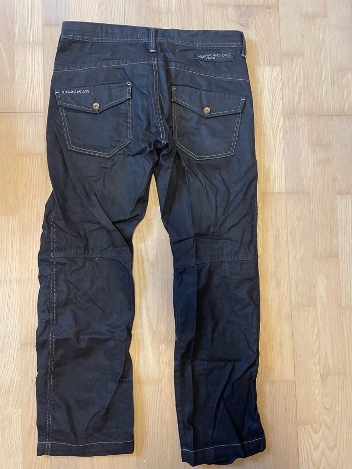 Jeans, Jack and Jones , str. 33