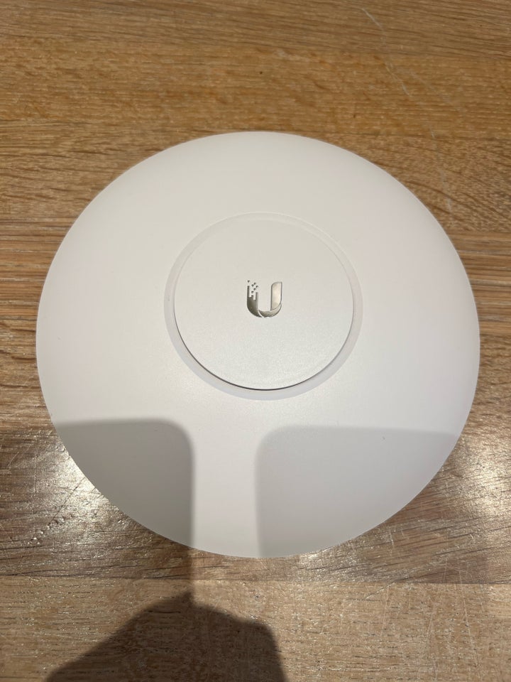 Access point, wireless, Ubiquiti