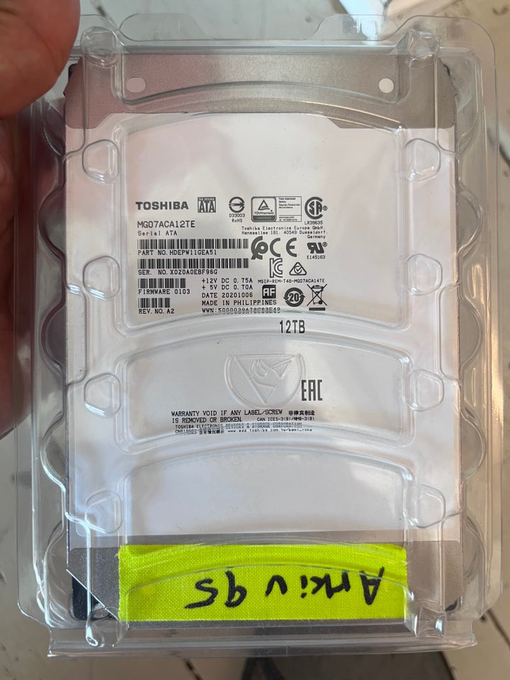 TOSHIBA SEAGATE og WD 12000 GB