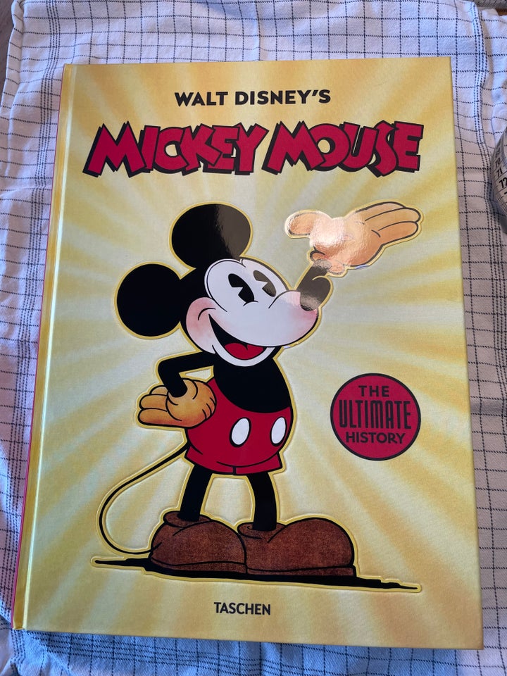 Mickey Mouse The Ultimate History,