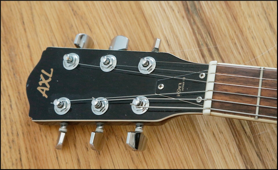 Elguitar, AXL Icon 14