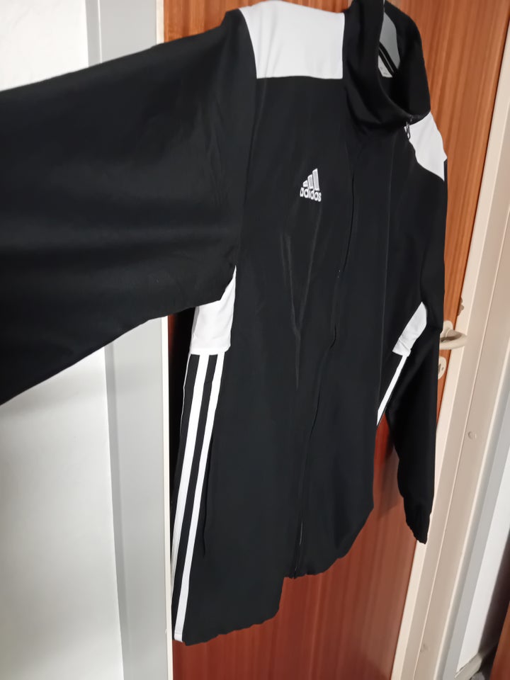 Andet, str. L, Adidas