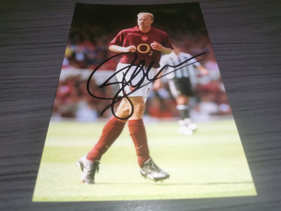 Autografer, Dennis Bergkamp